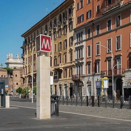 Guesthost - Bright In Metro San Giovanni Lejlighed *