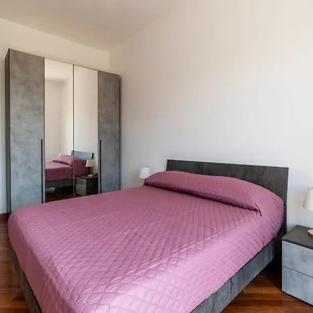 Guesthost - Bright In Metro San Giovanni Lejlighed Rom