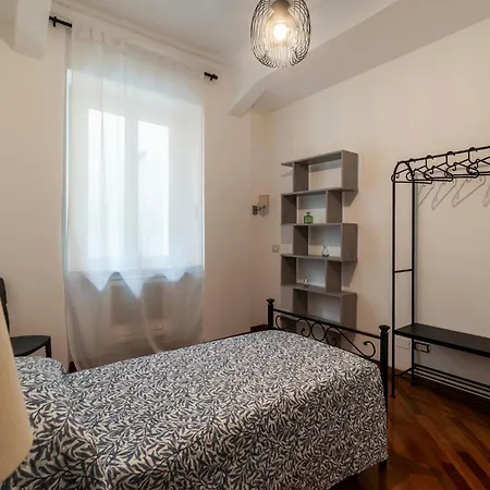 Guesthost - Bright In Metro San Giovanni Lejlighed Rom