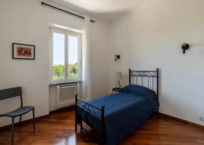 Guesthost - Bright In Metro San Giovanni